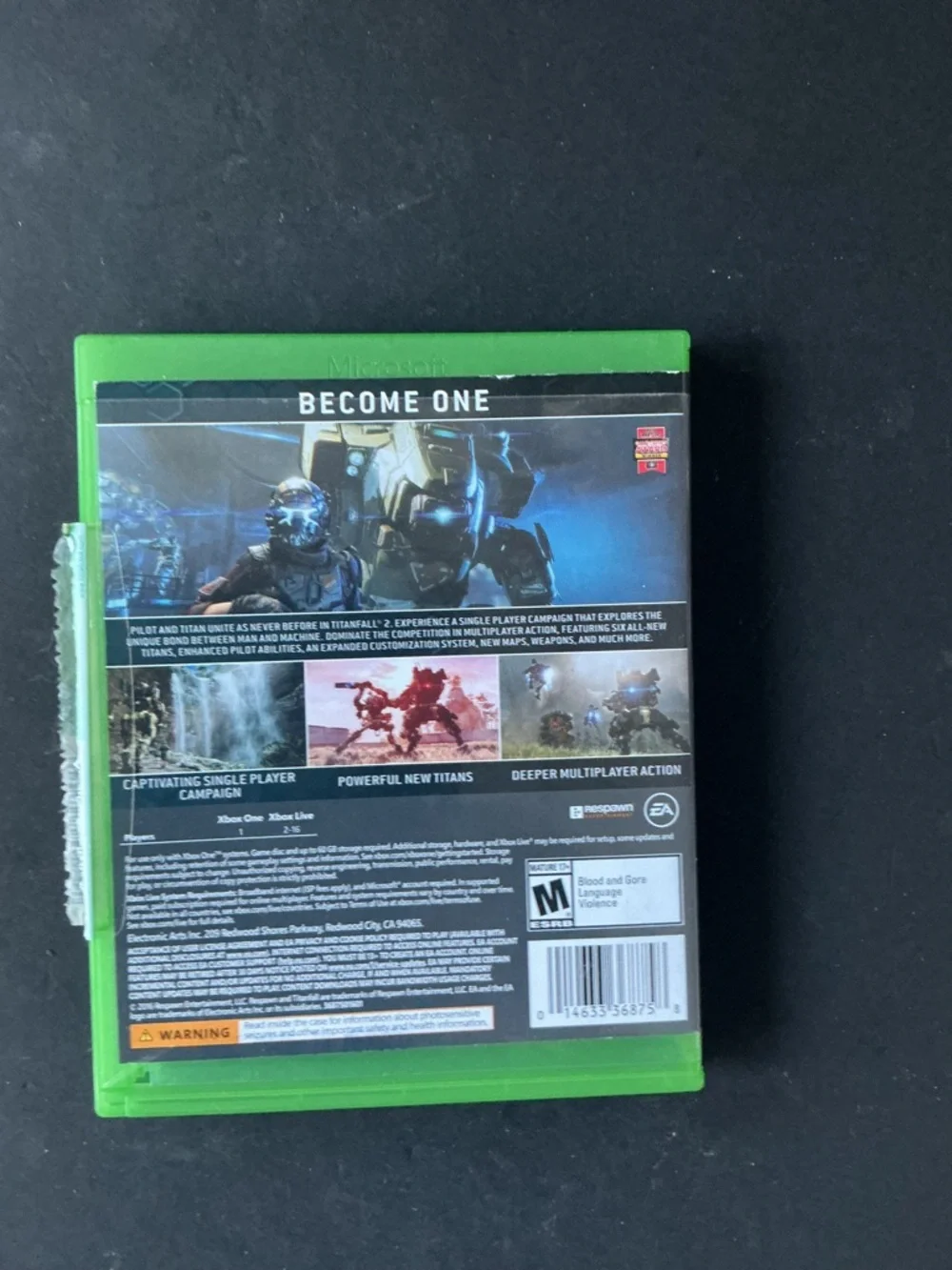 Microsoft Xbox One Titanfall 2 - Green Case